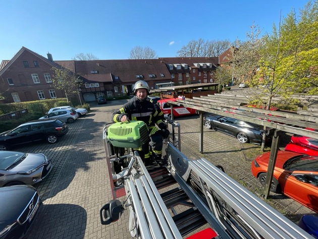 FW Celle: Celler Feuerwehr weiter tierisch gefordert!
