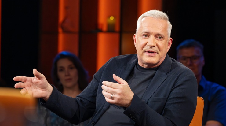 "Pädagogisch nicht wertvoll": Rambo-Messer für Starkoch Alexander Herrmann
