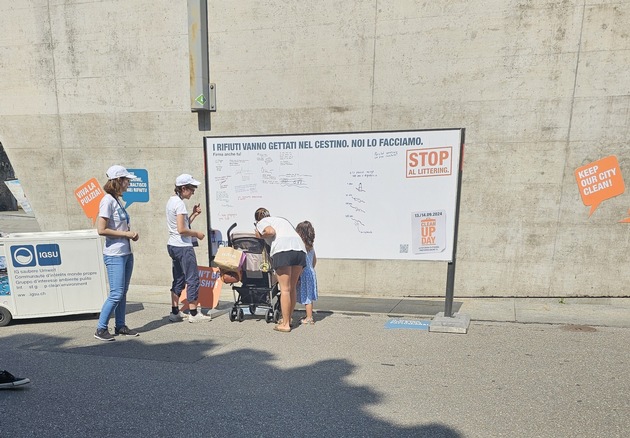 Comunicato stampa: «Bellinzona: un manifesto bianco fa scalpore»