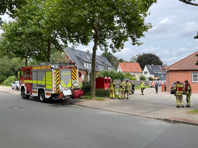 FW Lehrte: Zwei Feuerwehreinsätze im Stadtgebiet Lehrte zur selben Zeit