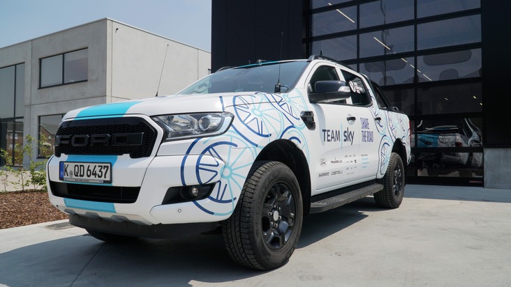 Ford-Werke GmbH: Ford unterstützt Rennradfahrer vom Team Sky mit speziellem Ford Ranger-Pickup bei der Tour de France