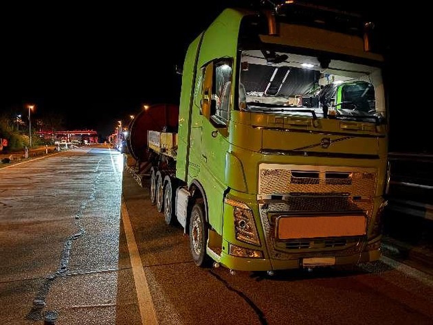 POL-OS: Sattelzug fast doppelt so schwer unterwegs - Schwerpunktkontrolle auf der A 1