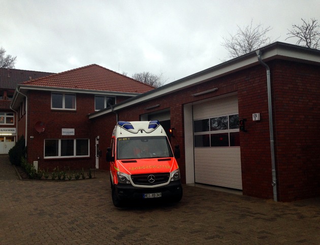 RKiSH: Modernisierte und erweiterte Rettungswache Quickborn offiziell an Rettungsdienst-Kooperation in Schleswig-Holstein (RKiSH) übergeben