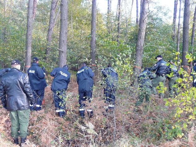 POL-WL: Leichenfund in Waldgebiet-Polizei bittet um Mithilfe