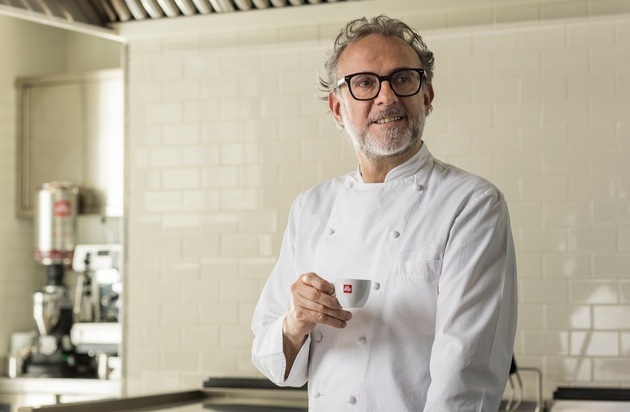 Lo chef Massimo Bottura è il nuovo brand ambasciatore di Illycaffè / Two…