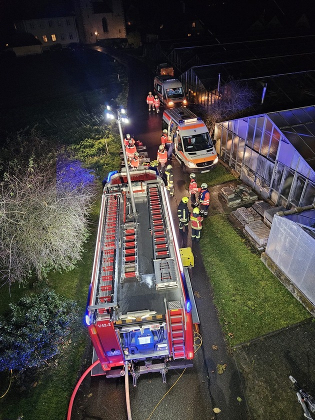 FW Reichenau: Nach der Party brennt die Küche, Verbandssübung der Feuerwehren Reichenau und Konstanz Abteilung Altstadt und dem DRK auf der Insel Reichenau, 19.11.2024, Reichenau-Niederzell