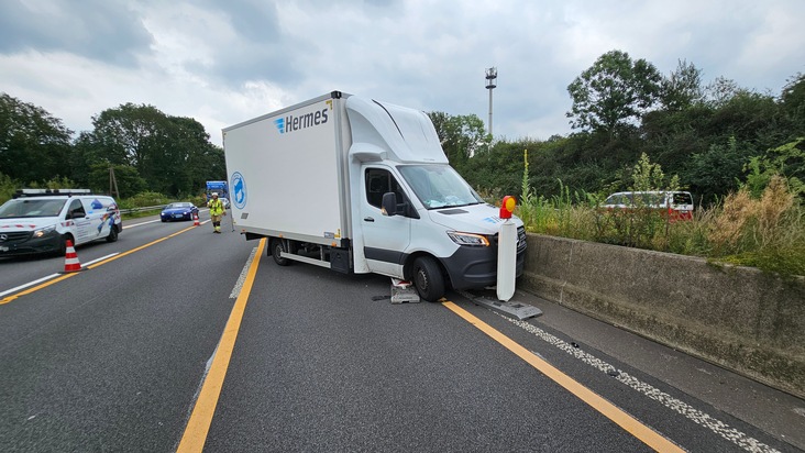 FW Burscheid: Verkehrsunfall am Freitag