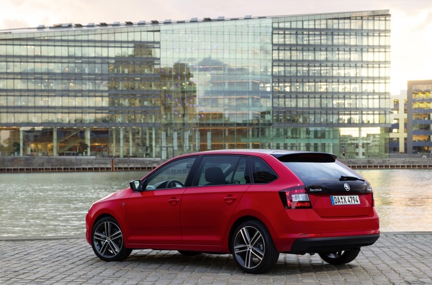 SKODA Rapid Spaceback gewinnt weltweit renommierten Red Dot-Designpreis (FOTO)