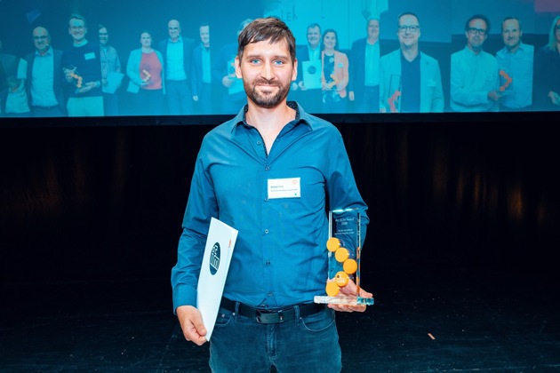 SCM-Awards verliehen; Pressemitteilung der ifm electronic gmbh