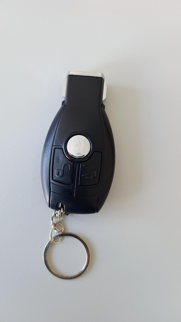 POL-MA: Wiesloch/Rhein-Neckar-Kreis: Elektroschockgeräte in Form eines Schlüssels im Umlauf -Warnhinweis