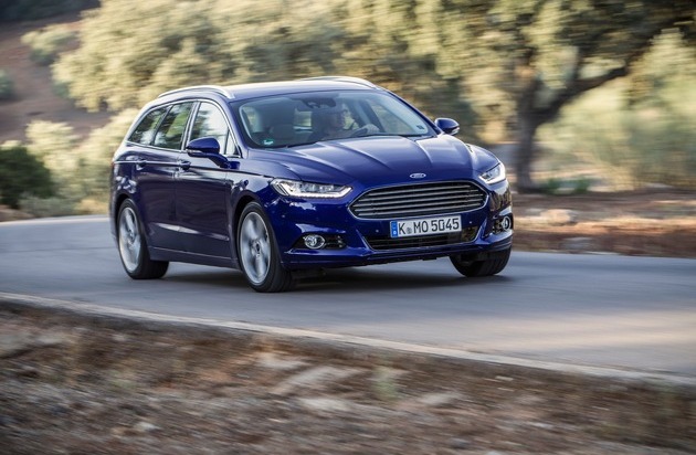 Ford-Werke GmbH: Euro NCAP-Crashtest: Fünf Sterne-Höchstbewertung für den neuen Ford Mondeo (FOTO)