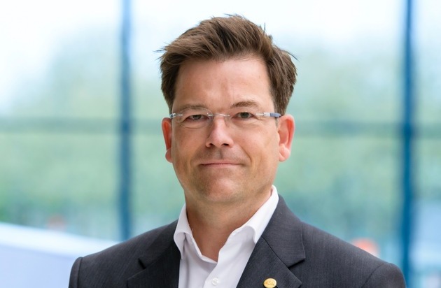 ADKA Bundesverband Deutscher Krankenhausapotheker: Hospital Pharmacy Day 2026 / Krankenhausapothekerinnen und Krankenhausapotheker st&auml;rken t&auml;glich die Patientensicherheit