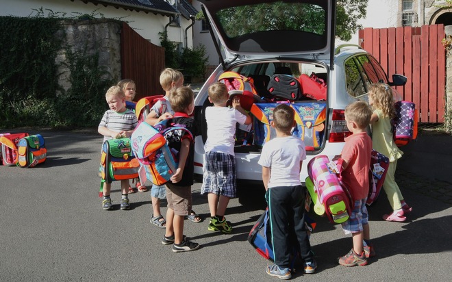 Sach- und Packgeschichten: Das alles passt in die Combi-Raumwunder von SKODA (FOTO)