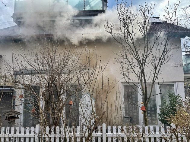 FW Konstanz: Mehrere Brandereignisse im Stadtgebiet