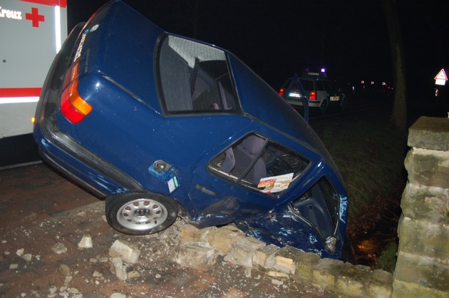 POL-STH: Verkehrsunfall im Forst Spießingshol