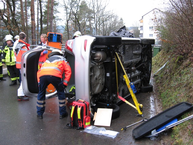 KFV-CW: Nach Brandmeldealarm folgte Verkehrsunfall
Feuerwehr Nagold in 15 Minuten zweimal im Einsatz