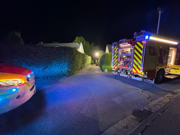 FW Horn-Bad Meinberg: Zwei Schwer-Brandverletzte Personen durch Stichflamme - zwei Rettungshubschrauber im Einsatz - Transport in Spezialkliniken