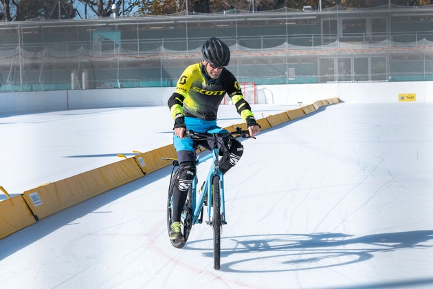 Winterreifen für Fahrräder im Test / Mehr Grip auf Schnee und Eis / Spikes nur im Extremfall ratsam