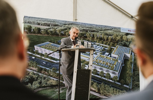 POL-HAM: Richtfest für das Regionale Trainingszentrum Münsterland: Moderne Trainingsbedingungen für rund 3.000 Polizistinnen und Polizisten
