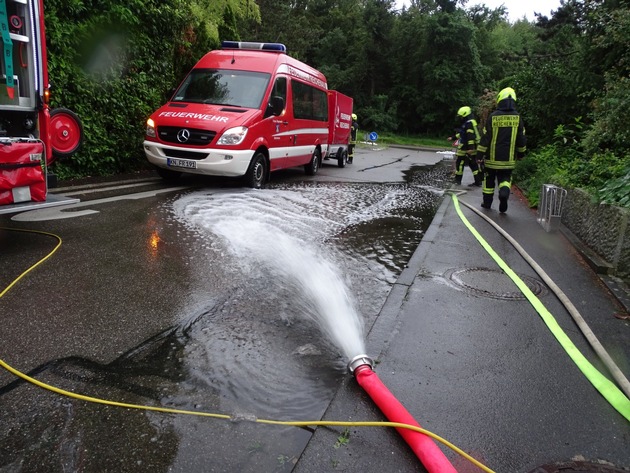 FW Reichenau: Starker Dauerregen sorgt für weitere Feuerwehreinsätze, Reichenau-Waldsiedlung, 01.06.2024