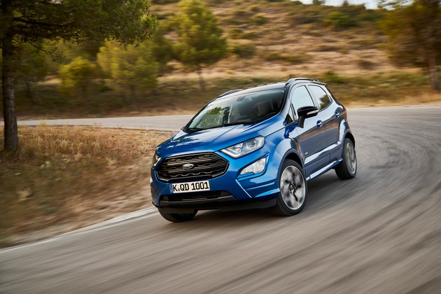 Neuer Ford EcoSport: Leichte und stabile Abdeckung des Laderaumbodens nutzt das Know-how von Bienen