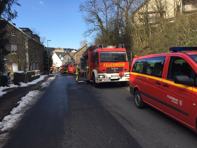FW-Stolberg: Kaminbrand in Stolberg-Zweifall