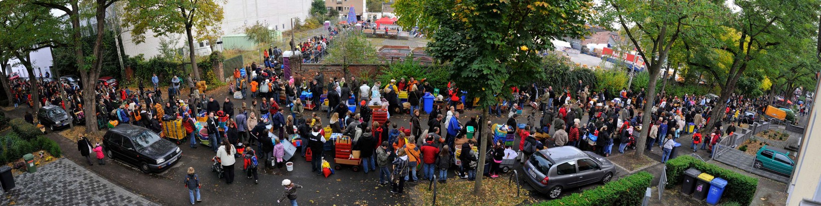 HARIBO GmbH & Co. KG: 75 Jahre HARIBO "KASTANIENAKTION" / Die große Jubiläumsaktion (mit Bild)