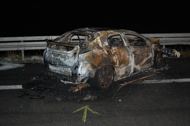 POL-HI: Unfall auf der Autobahn A7 mit Vollsperrung; 3 schwer verletzte Personen