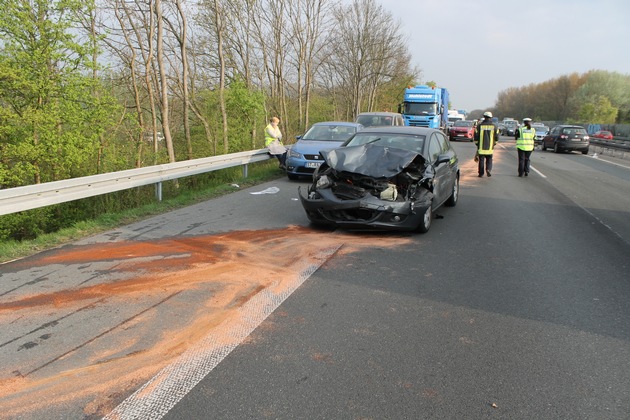 FW-WRN: Verkehrsunfall auf der Bundesautobahn 1