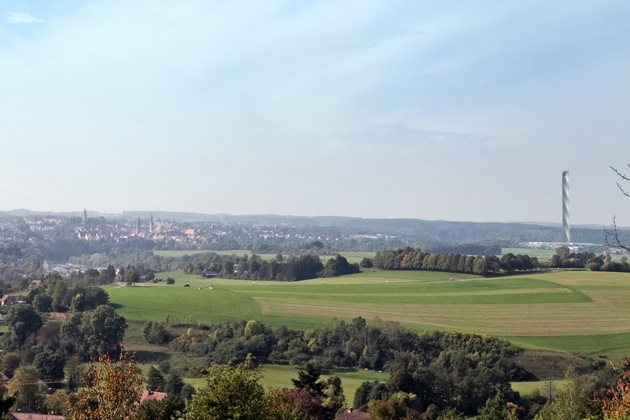 Architektur enthüllt: ThyssenKrupp stärkt Aufzugssparte mit Bau eines wegweisenden Testturms in Rottweil (FOTO)