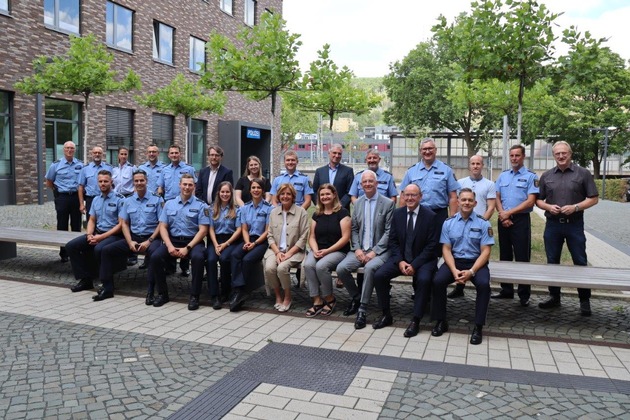 POL-PPTR: Ministerpräsidentin Malu Dreyer besucht in Begleitung von Oberbürgermeister Wolfram Leibe das Polizeipräsidium Trier
