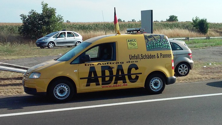 Abzocke im Urlaub / ADAC warnt vor Fake-Pannenhelfern in Ost- und Südosteuropa / Hilfe bei Sprachbarrieren