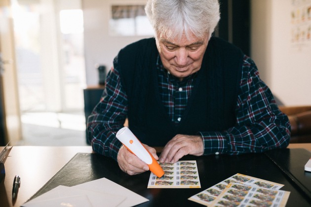 PM: Deutschlands erste klingende Weihnachtsbriefmarke