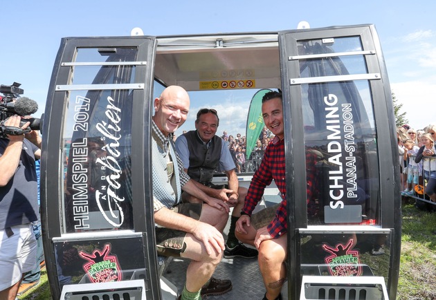 Planai-Gondel für Andreas Gabalier - BILD