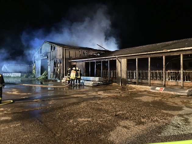 POL-AC: Brand in der Eifel - Feuer zerstört Scheune