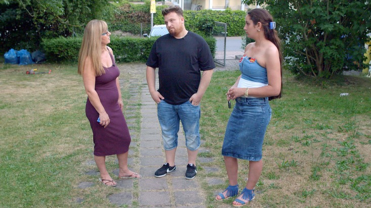 Sarah Lombardi und Menowin Fröhlich in &quot;Echt Familie - Das sind wir!&quot; bei RTL II