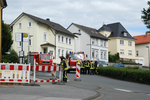 FW-AR: Gasgeruch in Arnsberg sorgt für Feuerwehreinsatz am Sonntagnachmittag