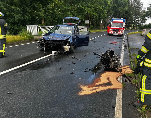 FW-ROW: Schwerer Verkehrsunfall auf der K139 bei Nütttel - Zwei Verletzte