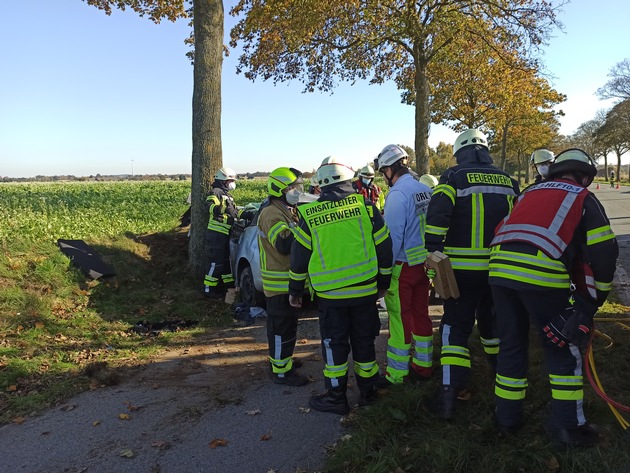 FW-KLE: Tödlicher Verkehrsunfall in Bedburg-Hau