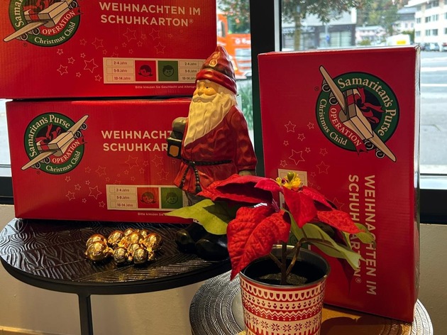 Kinderaugen zum Leuchten bringen – Österreichische Leonardo Hotels unterstützen Aktion „Weihnachten im Schuhkarton“