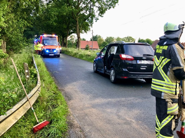 FW Hünxe: Zwei verletzte Personen nach Verkehrsunfall