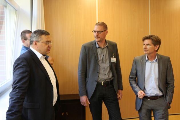RKiSH: Gesundheitsminister Dr. Heiner Garg besucht RKiSH-Akademie in Heide