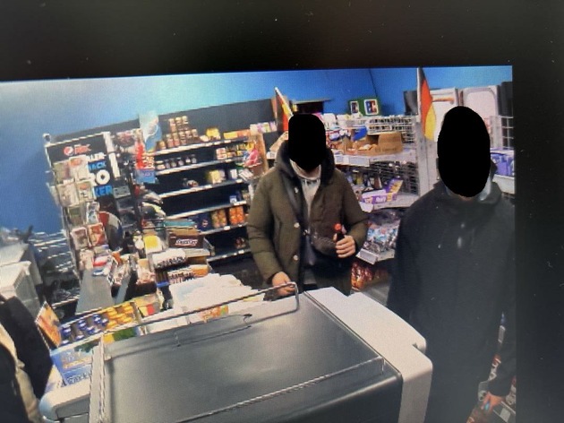 LKA-HE: &Ouml;FFENTLICHKEITSFAHNDUNG nach zweifachem T&ouml;tungsdelikt in Raunheim -f&uuml;nf wichtige Zeugen gesucht (FOTO)!