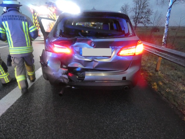 POL-CUX: Sachbeschädigungen an mehreren PKW ++ mehrere Unfälle mit Verletzten im Landkreis Cuxhaven