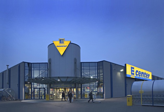 EDEKA-Gruppe steigert Umsatz und Ertrag / 2,4 Prozent Plus in 2003 - Supermärkte behaupten sich