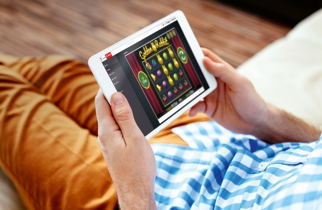 Grand Casino Luzern AG: mycasino.ch - the online casino from the heart of Switzerland is live / Welcome offer with 200 free spins and up to CHF 300 free game credit for the launch of mycasino.ch