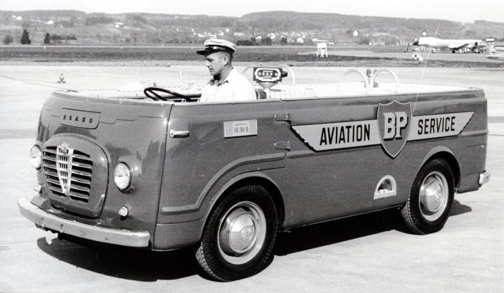 bp Pressemitteilung: Jubiläum bei Air bp - 100 Jahre Luftfahrtbetankung