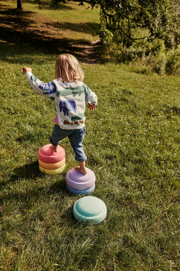Stapeln, Wackeln, Wachsen: Freies Spielen fördert die gesunde Entwicklung