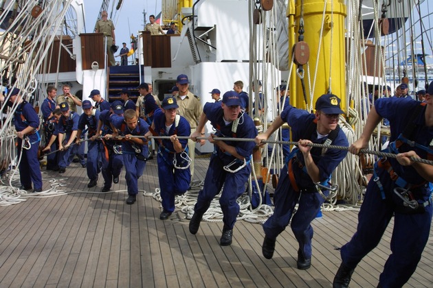 Deutsche Marine - Pressemeldung/Pressetermin: Gorch Fock kehrt zurück