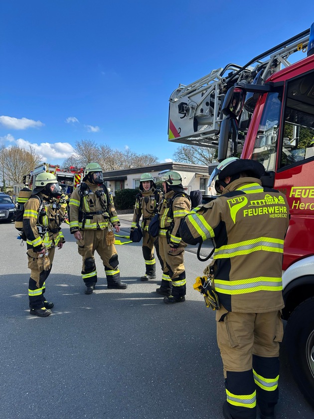 FW-EN: Mehrere Einsätze am Wochenende - Angeblicher Kellerbrand in der Ruhrallee
